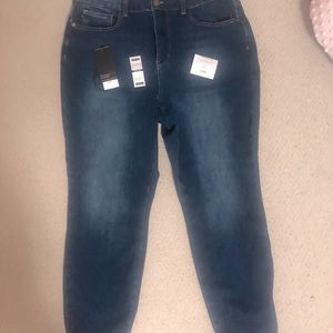 Judy Blue Therma Denim 16w Boyfriend Cut jeans